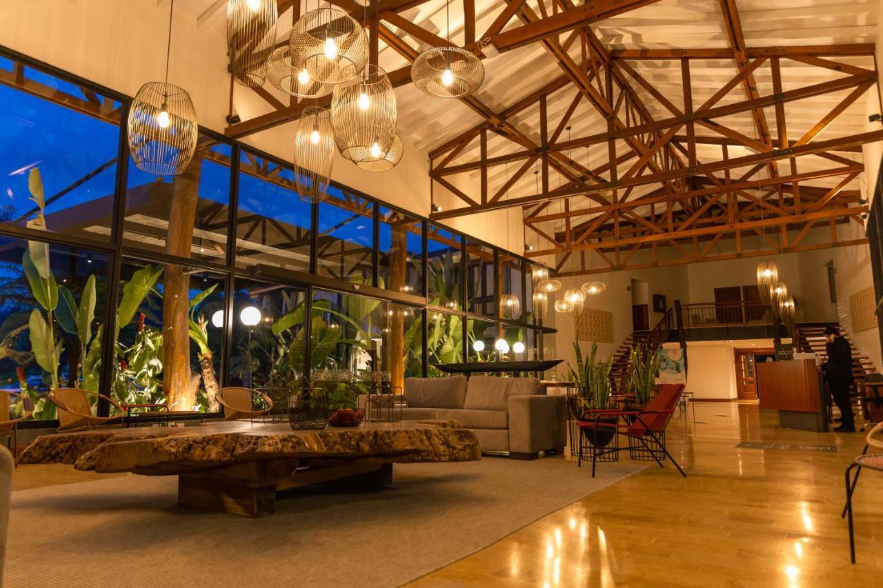 Termales El Otono Hotel La Enea Exterior foto The lobby of the hotel