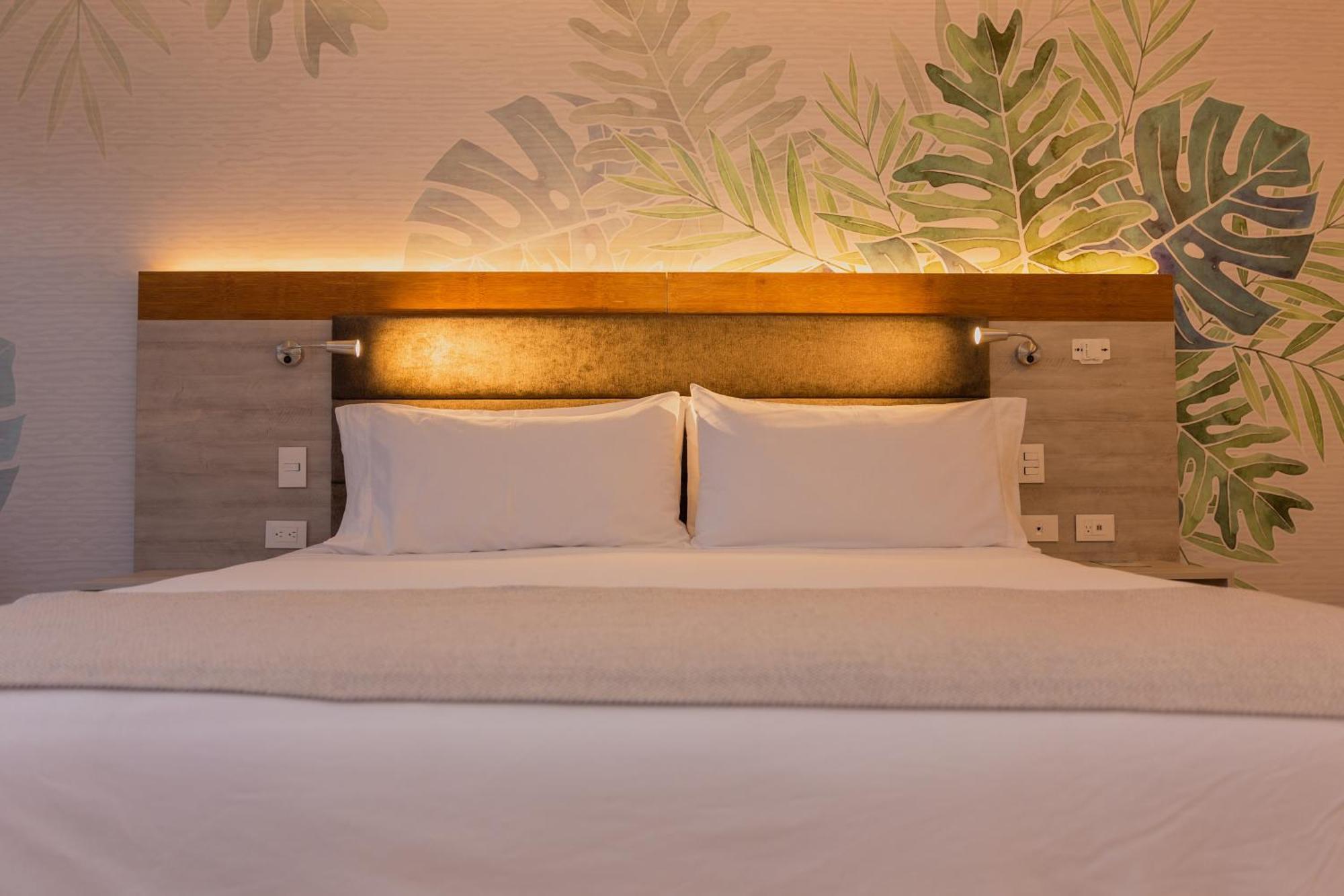 Termales El Otono Hotel La Enea Exterior foto A bedroom at the hotel